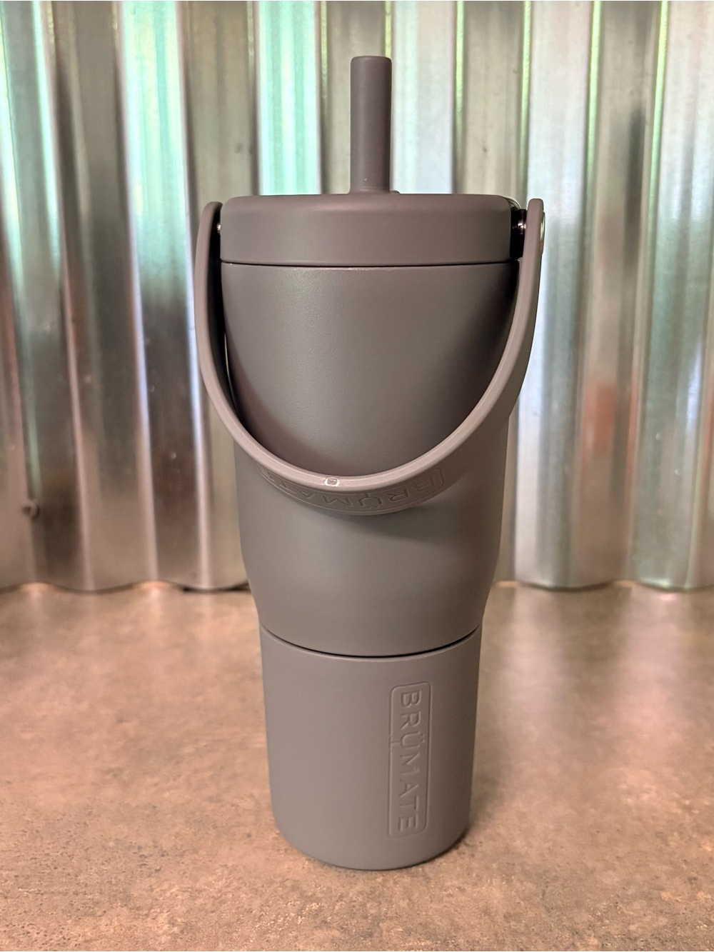 BrüMate Resa 25oz - Matte Gray